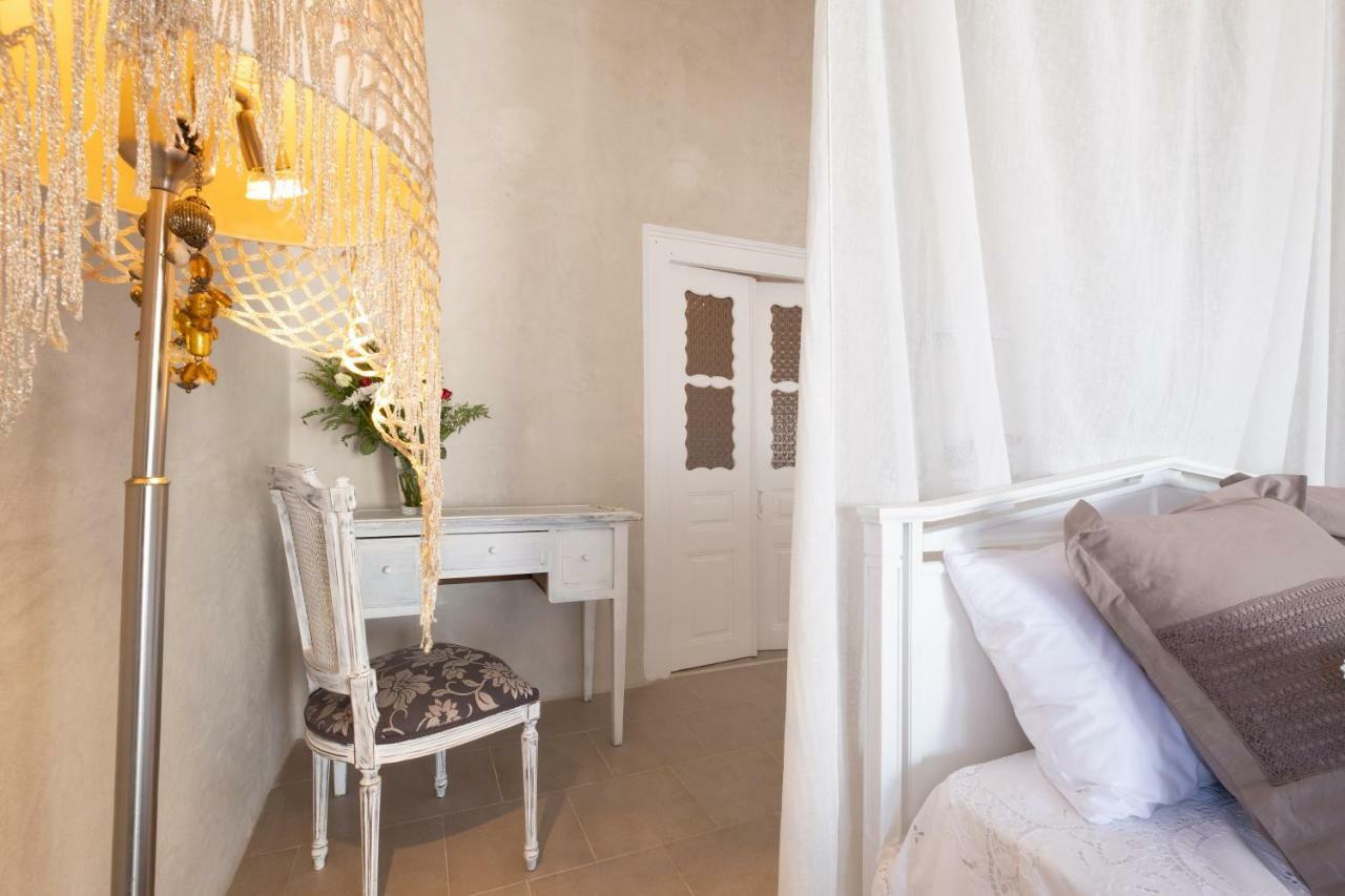 피르고스 Deltami Santorini 아파트 외부 사진