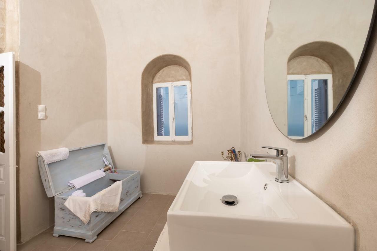 피르고스 Deltami Santorini 아파트 외부 사진