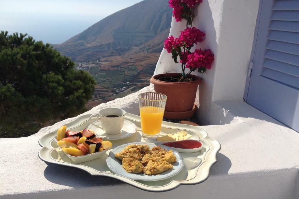 피르고스 Deltami Santorini 아파트 외부 사진